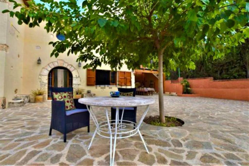 Apartment In Country House With Views And Pool Vespellá エクステリア 写真