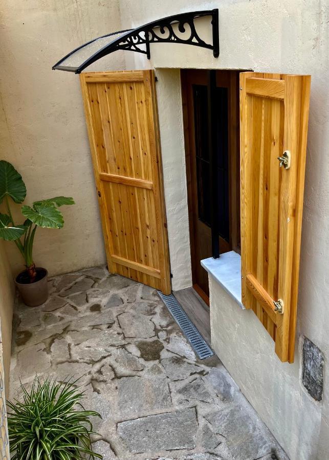 Apartment In Country House With Views And Pool Vespellá エクステリア 写真